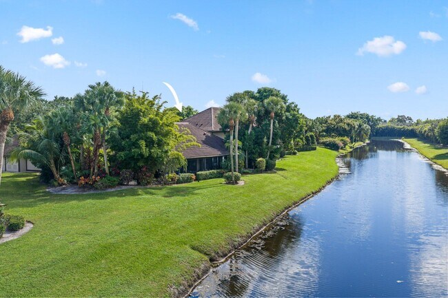 Building Photo - 2835 Polo Island Dr