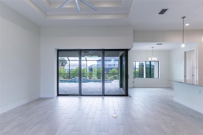 Building Photo - 9445 Galaxie Cir