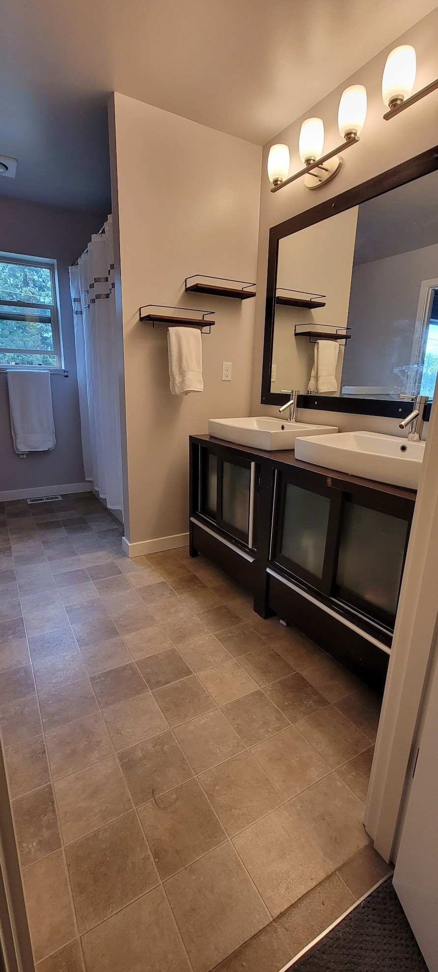 Building Photo - 15808 14th Ave W