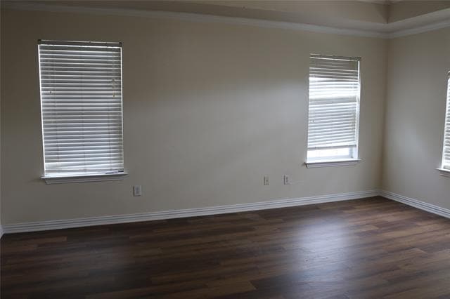 Building Photo - 629 Park Pl Dr