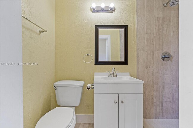 Building Photo - 820 Alabama Ave