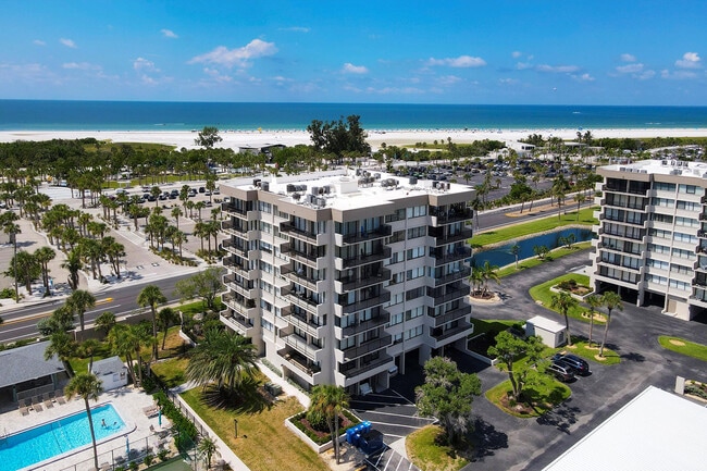 Building Photo - 1055 Beach Rd