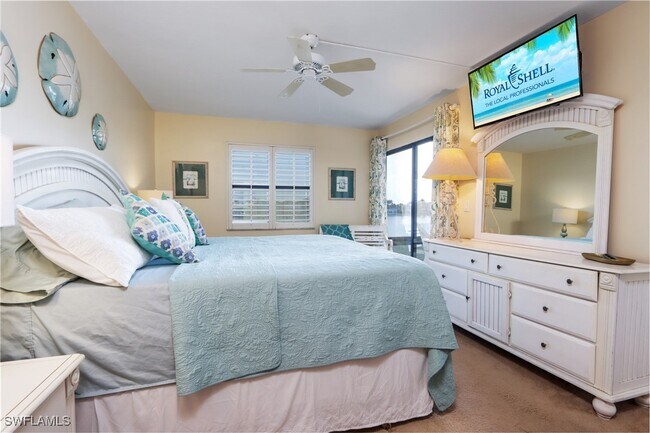 Building Photo - 271 Southbay Dr