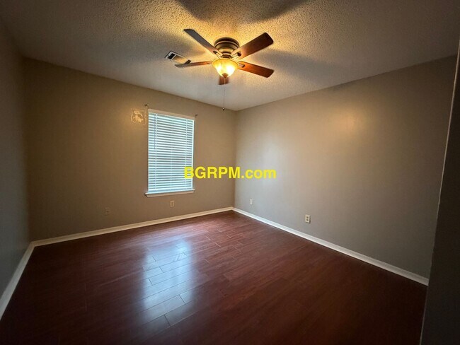 Building Photo - 3 BD. 2 BA. home in Cabot.