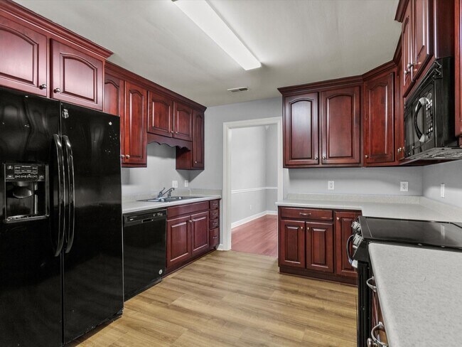 Building Photo - 4 Bedroom Home in Harvest just outside Madison/Huntsville!