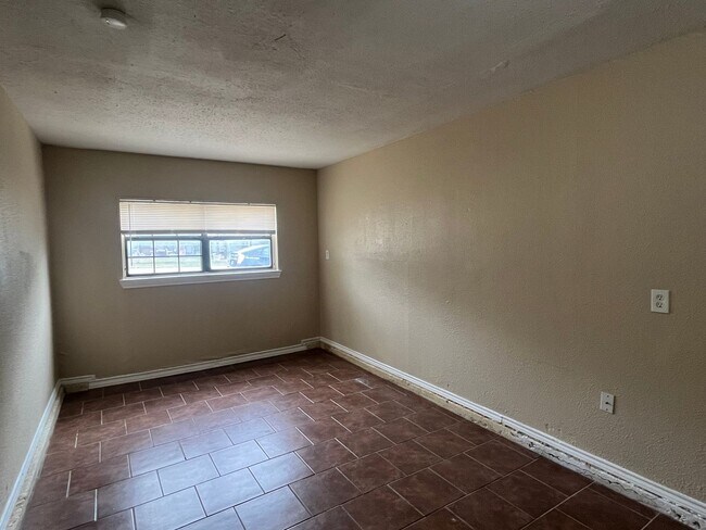 Building Photo - 4119 Frontier Sun