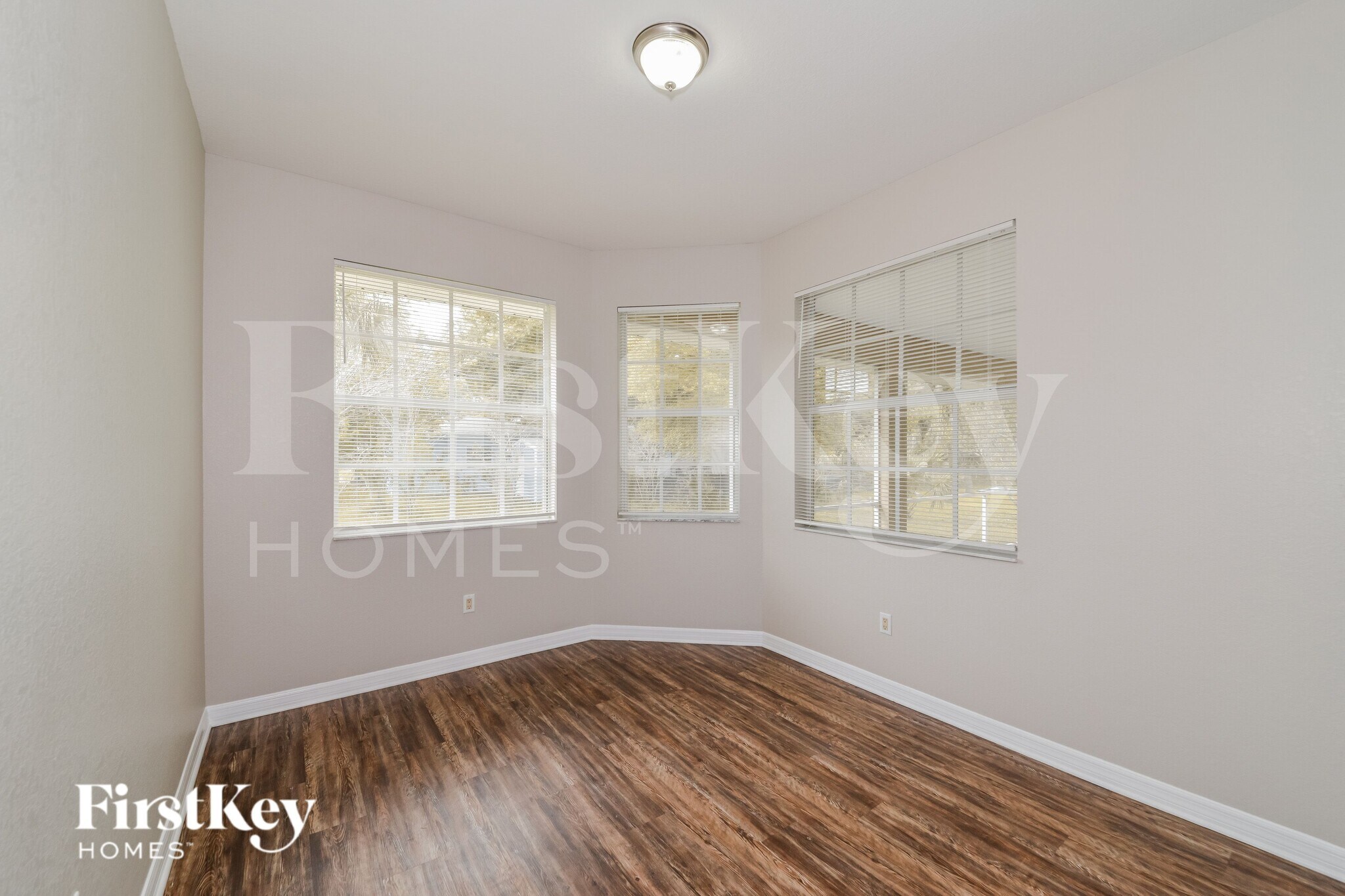 Building Photo - 2673 Vizza Ln