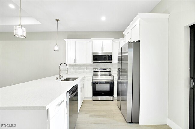 Building Photo - 4846 30th St SW