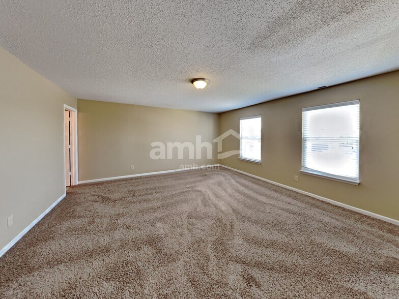 Building Photo - 9104 Cherry Grove Ct