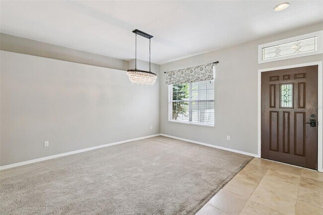 Building Photo - 237 Strathmore Cir