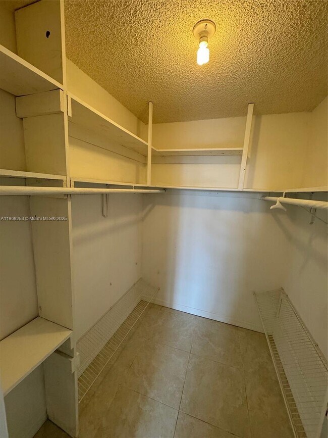 Building Photo - 10700 SW 108th Ave