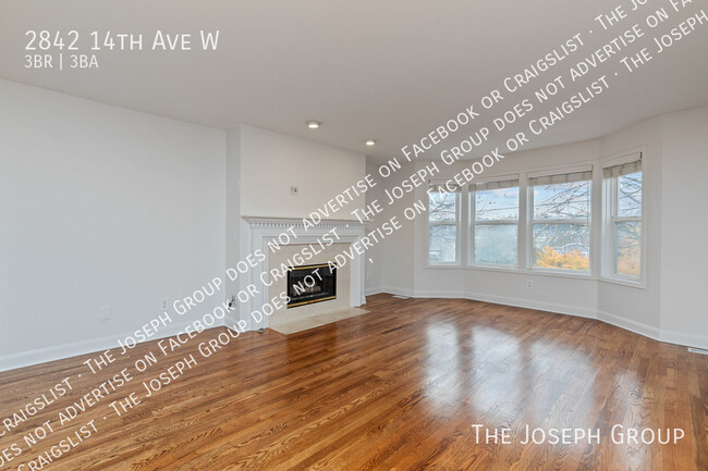 Building Photo - 2842 14th Ave W