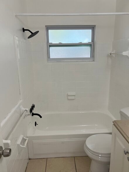 Building Photo - 7101 Dartmouth Ave N