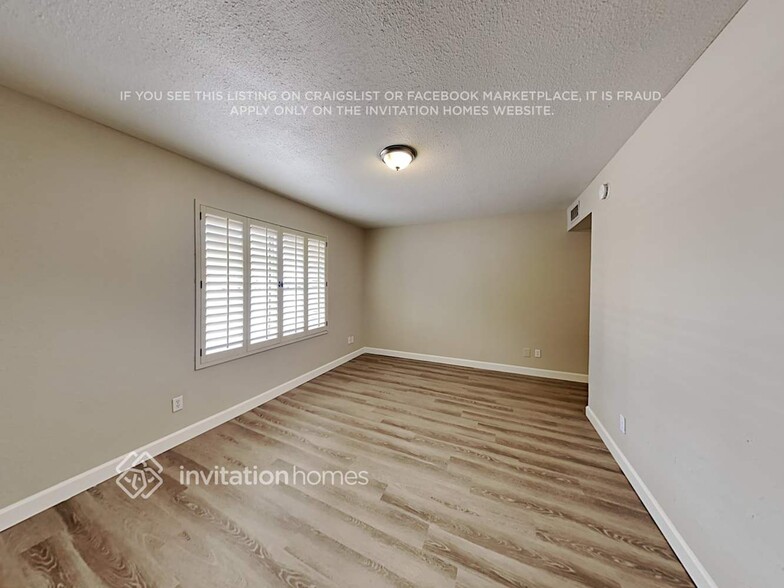 Building Photo - 18432 N 46th Ave