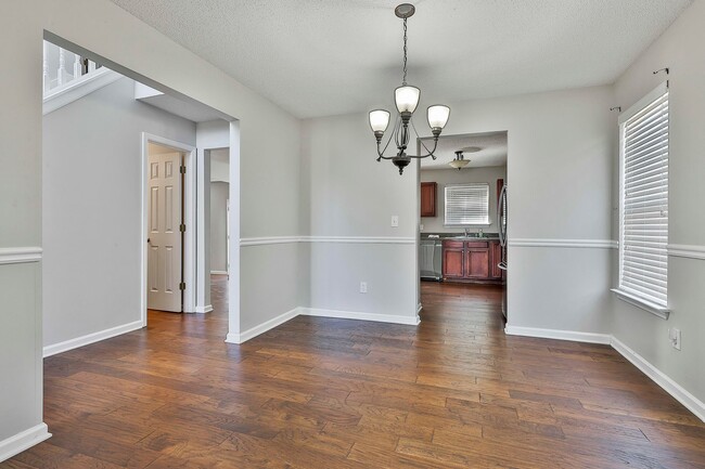 Building Photo - 4BR Fairburn Rental in Quiet Community. La...