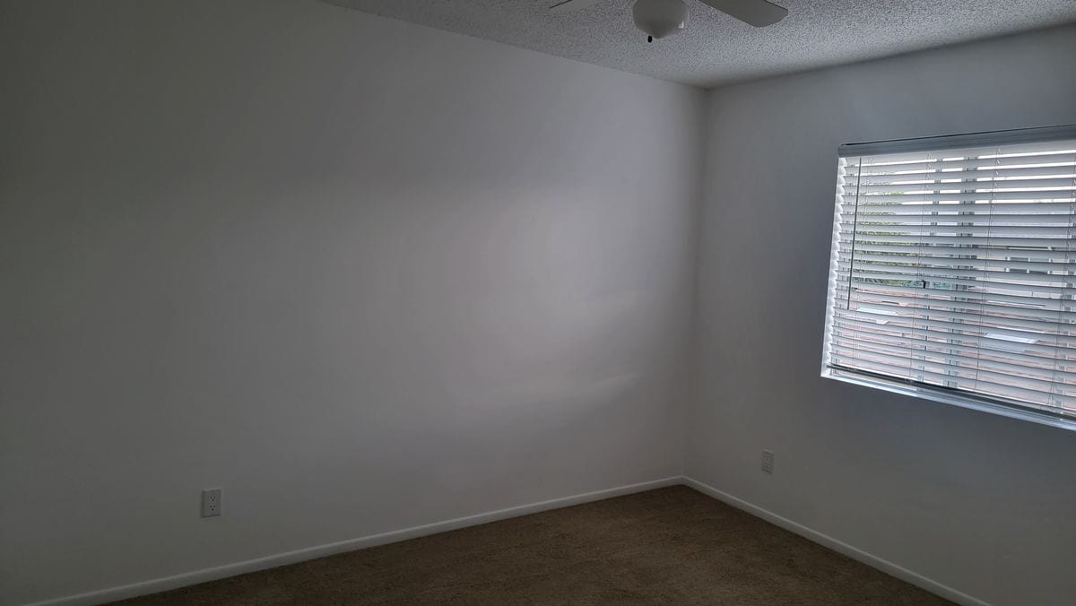 Building Photo - 425 Millar Ave