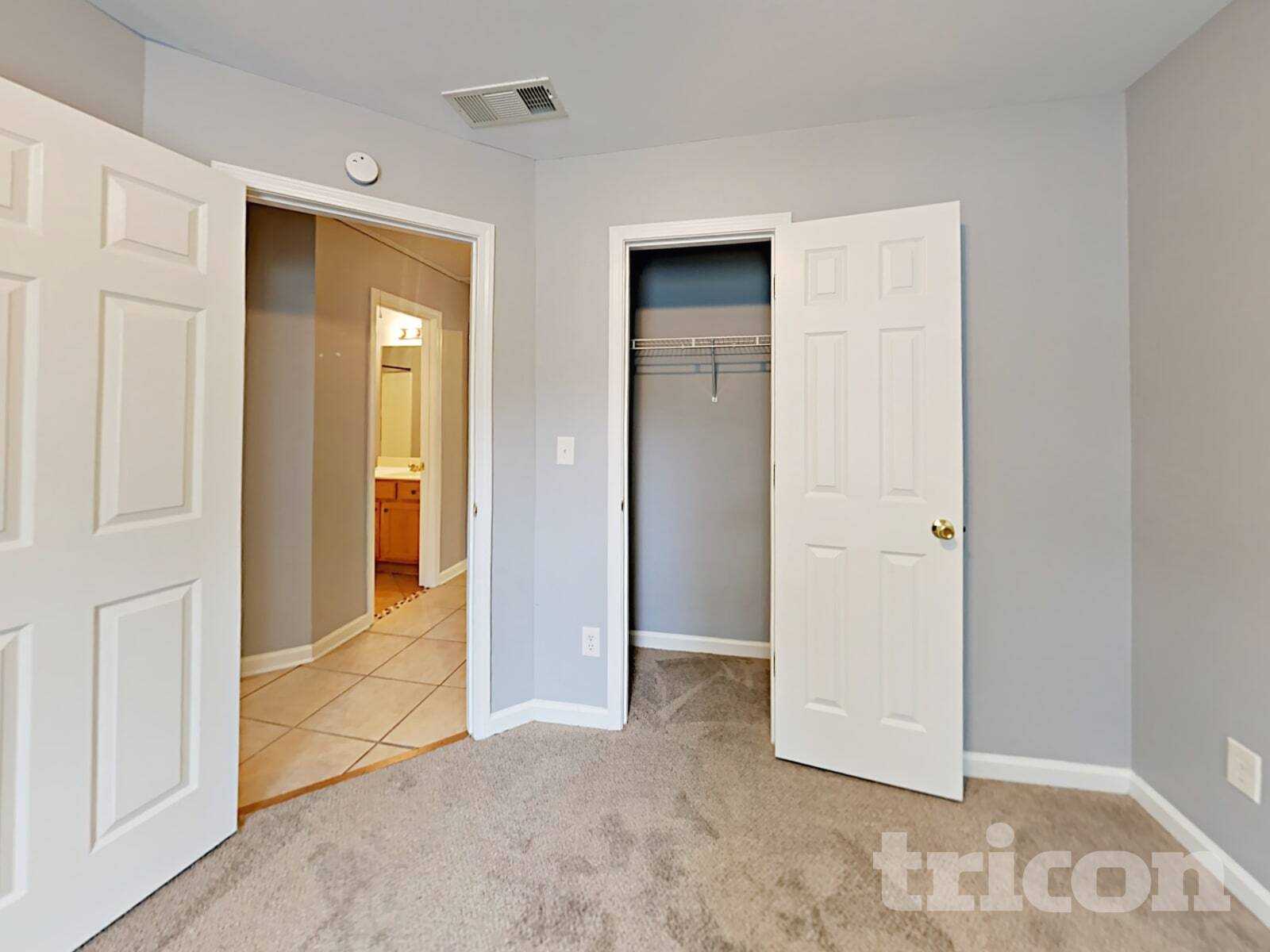 Building Photo - 923 Laurel Green Ln NE
