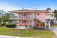 Building Photo - Pink Flamingo