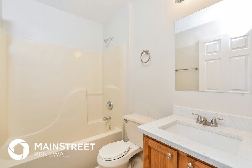 Building Photo - 3406 Commerce Ave