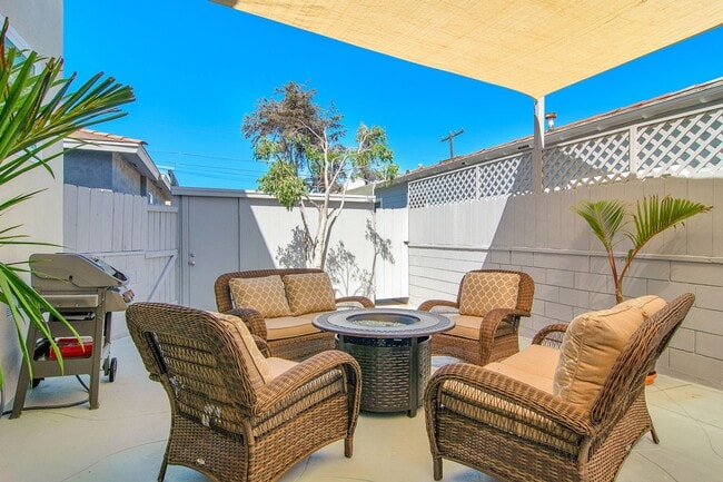 Building Photo - Cozy remodeled 2 beds 1 bath apt in Point Loma