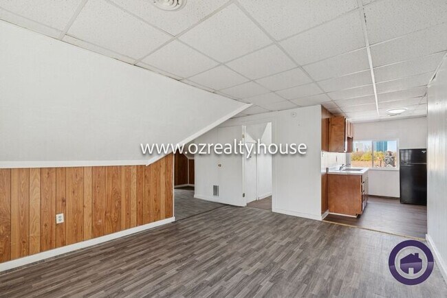 Building Photo - 322 Euclid Ave