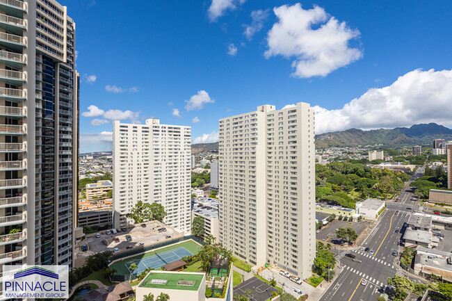 Building Photo - 1255 Nuuanu Ave