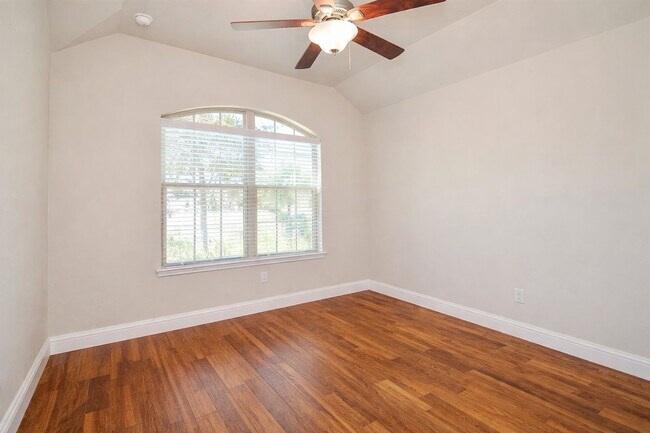 Building Photo - 19202 Presa Canyon Dr