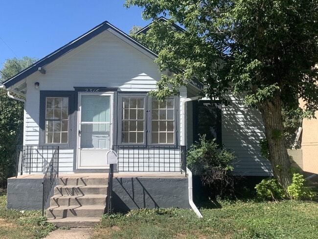 Primary Photo - 2316 Maxwell Ave