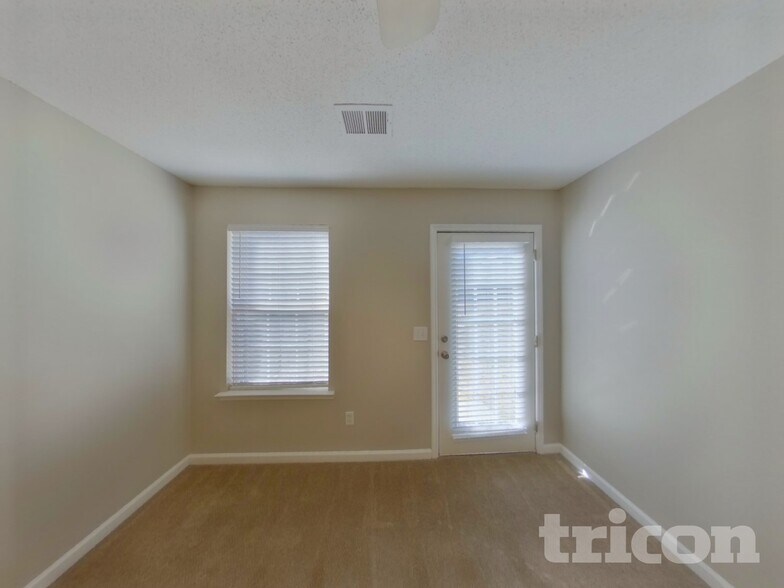 Building Photo - 189 Youpon Dr