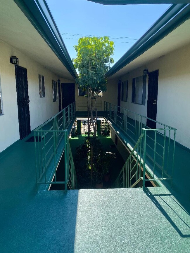 Building Photo - Alethea Apartments