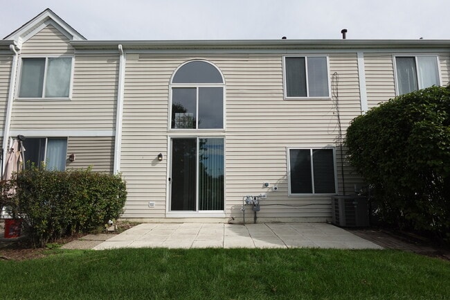 Building Photo - 1709 Spaulding Rd