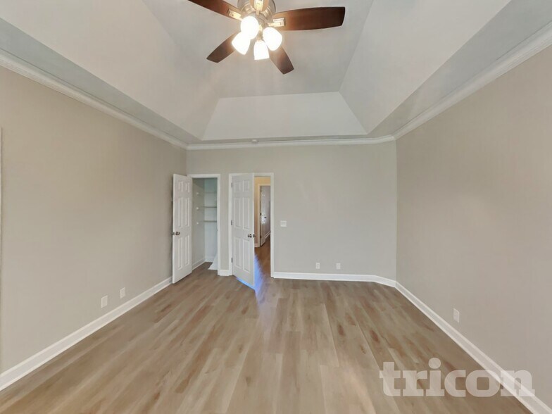 Building Photo - 6640 Sugar Valley Dr