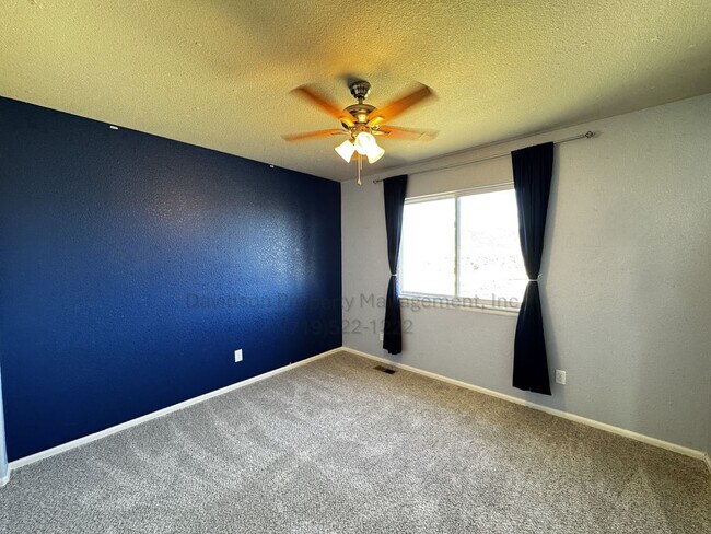 Building Photo - 5 Bedroom House in Security-Widefield with Stunning Views of Pikes Peak