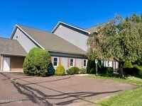 Building Photo - 1157 Westbranch Hwy