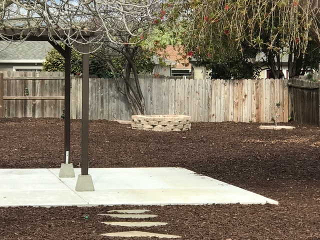 Building Photo - 1833 Nash Dr