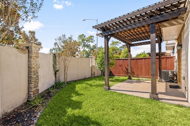 Building Photo - 6703 Highclere Manor Ln