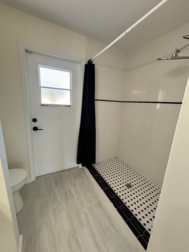 Building Photo - 2109 SE Trillo St