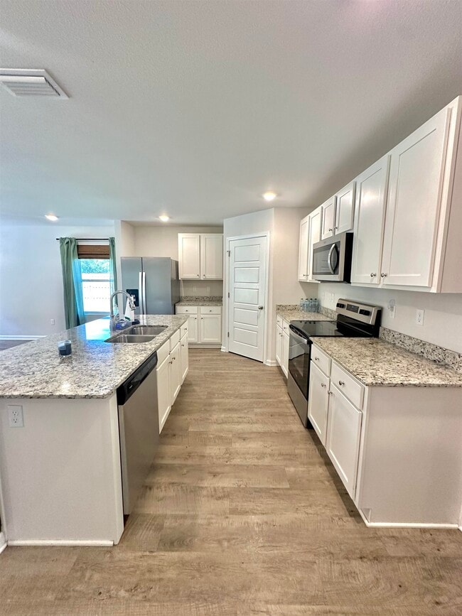 Building Photo - 26 Gray Fox Ct
