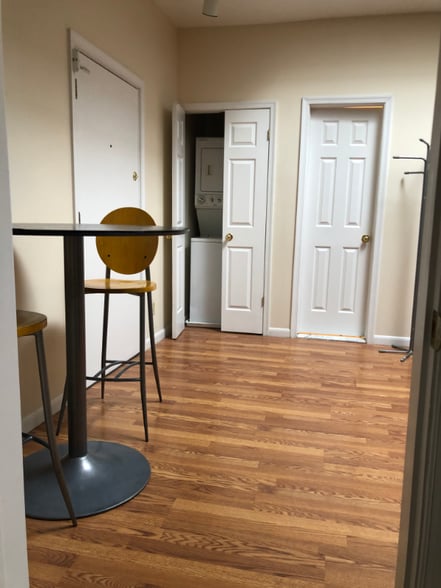 Building Photo - 1315 Park Rd NW