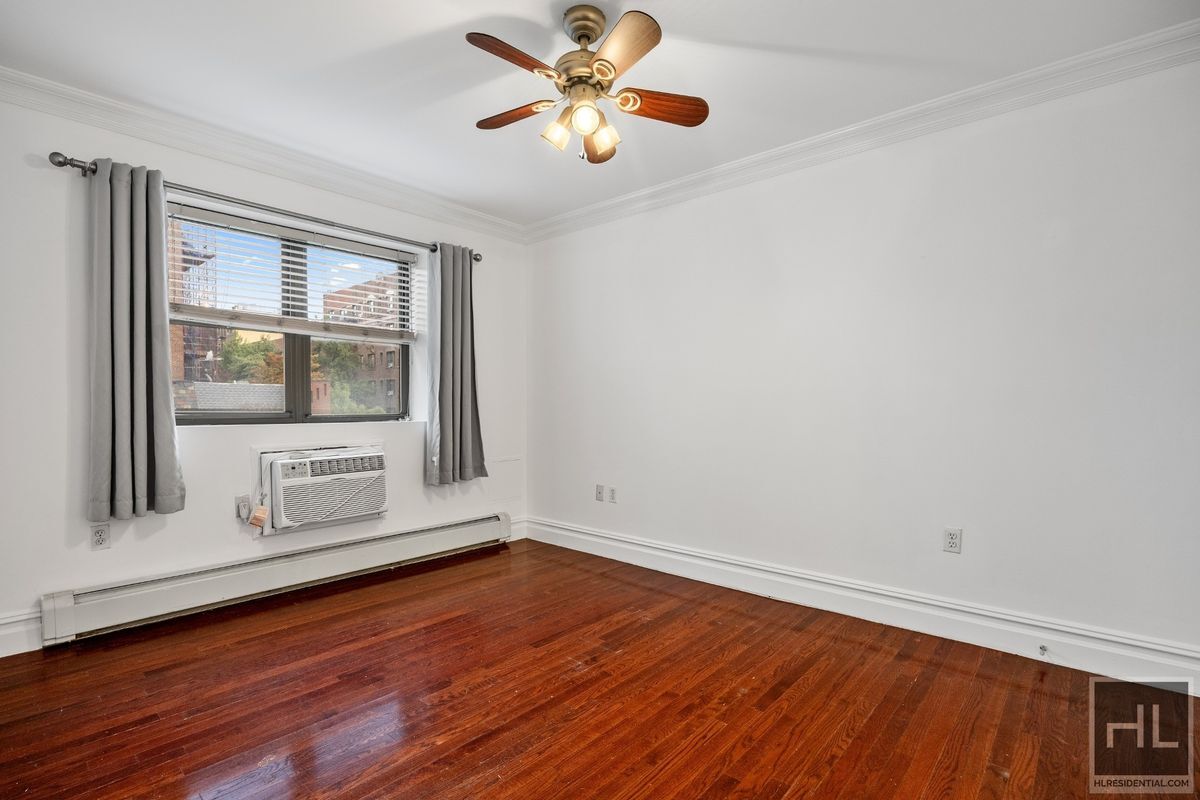 Building Photo - 49-07-49-43 43rd Ave