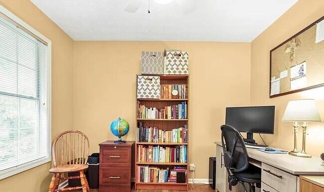 Building Photo - 5070 Saddle Bridge Ln