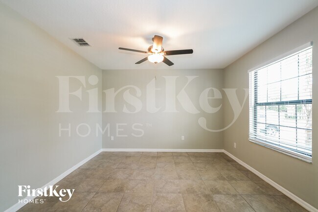 Building Photo - 9624 Sage Creek Dr