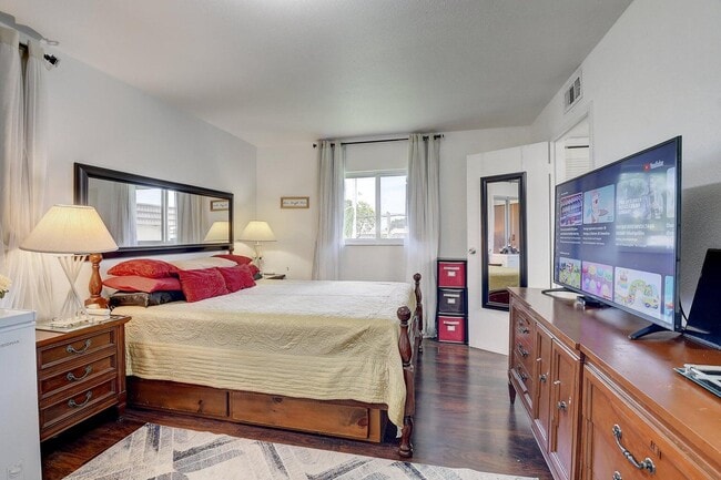 Building Photo - 123 Saxony Trail