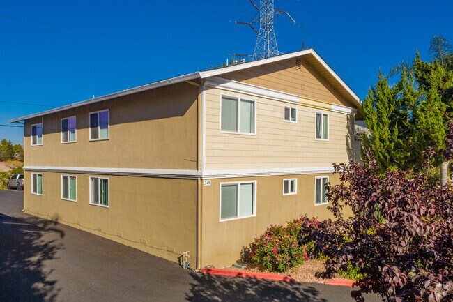 Building Photo - Rinconada Court Apartments