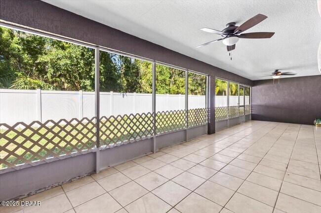 Building Photo - 39 Whitcock Ln