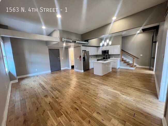 Building Photo - 1563 N 4th St