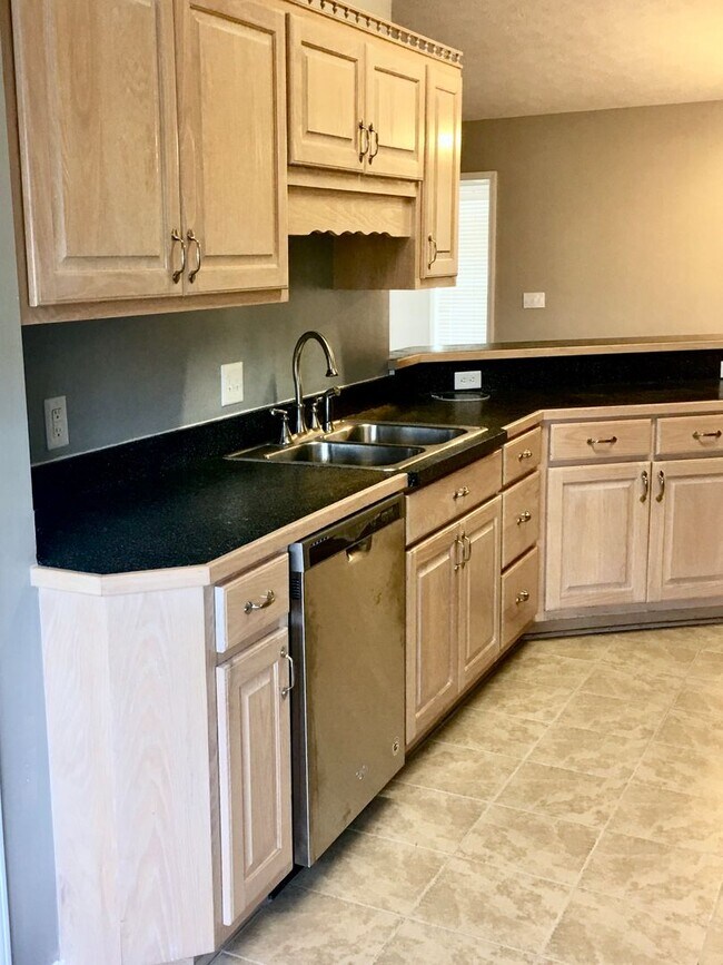 Building Photo - Coming Soon! 4 Bedroom 2 Bathroom Home