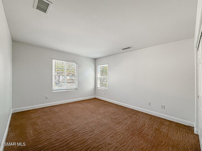 Building Photo - 4948 Via Coronado