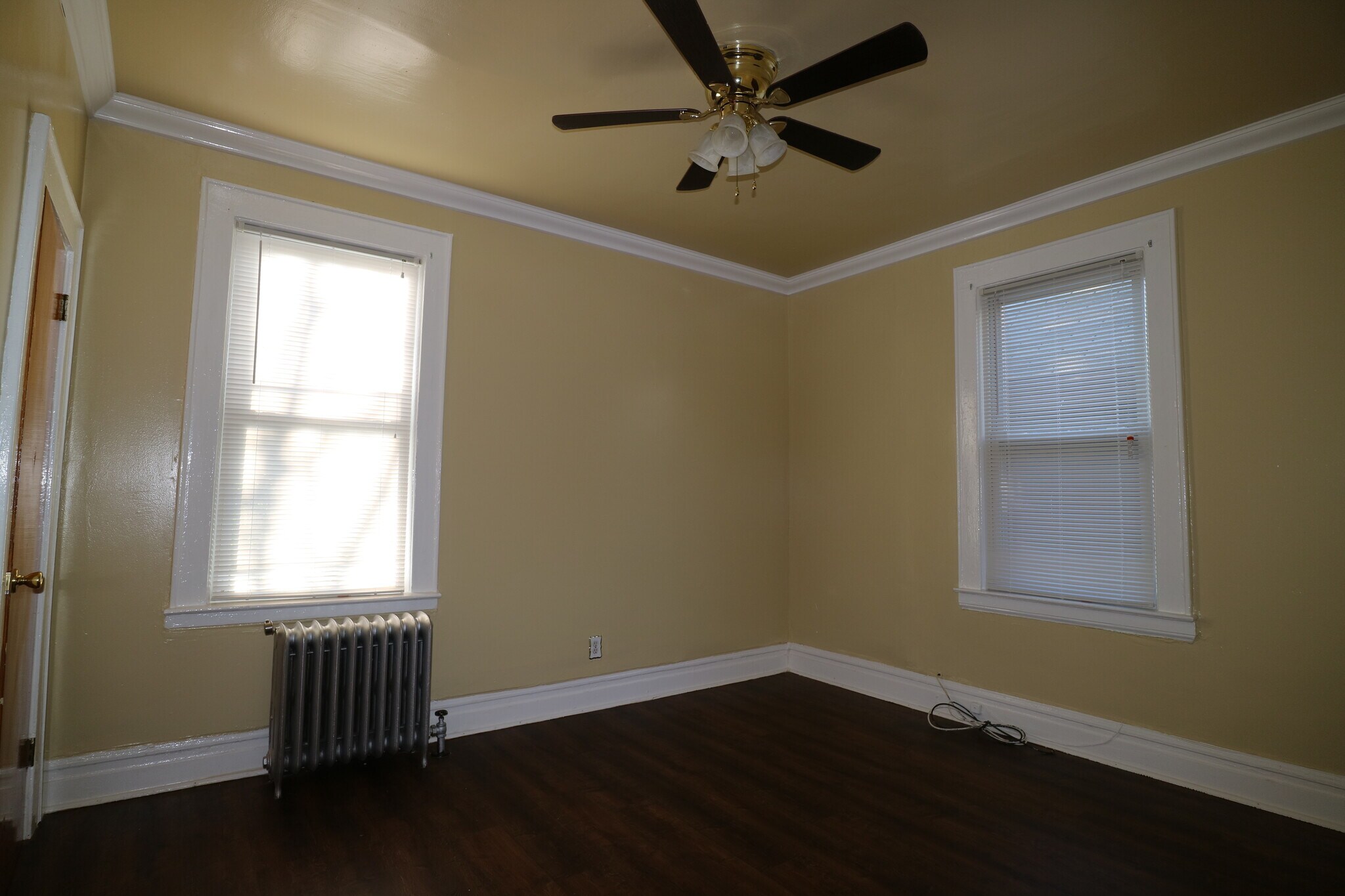 Building Photo - 138 Vermont Ave