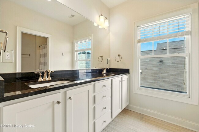 Building Photo - 8707 Featherbell Blvd